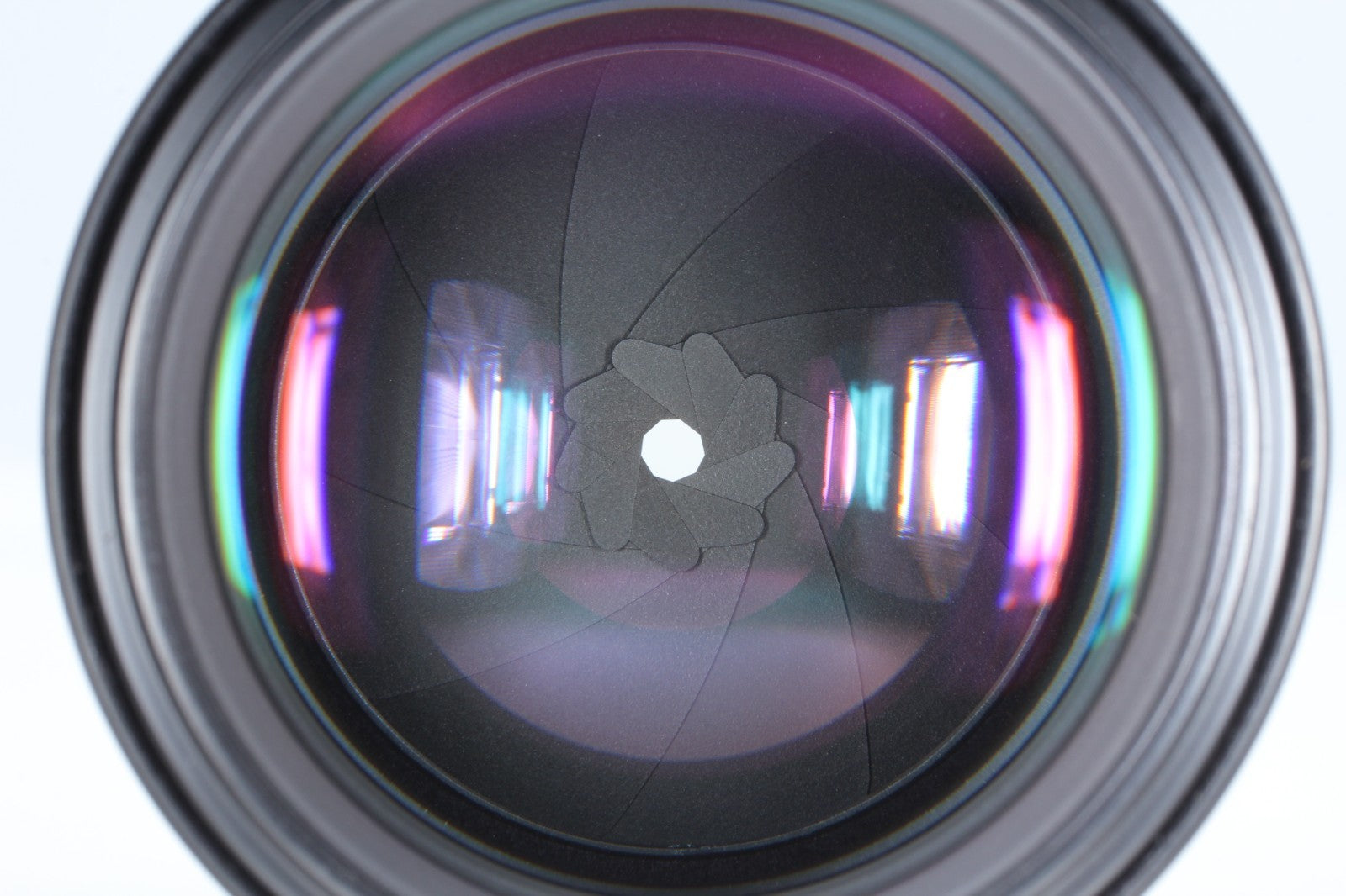 Late "Almost Unused" Nikon Ai-s Nikkor 105mm f/1.8 MF Lens For FM2 F3 From JAPAN