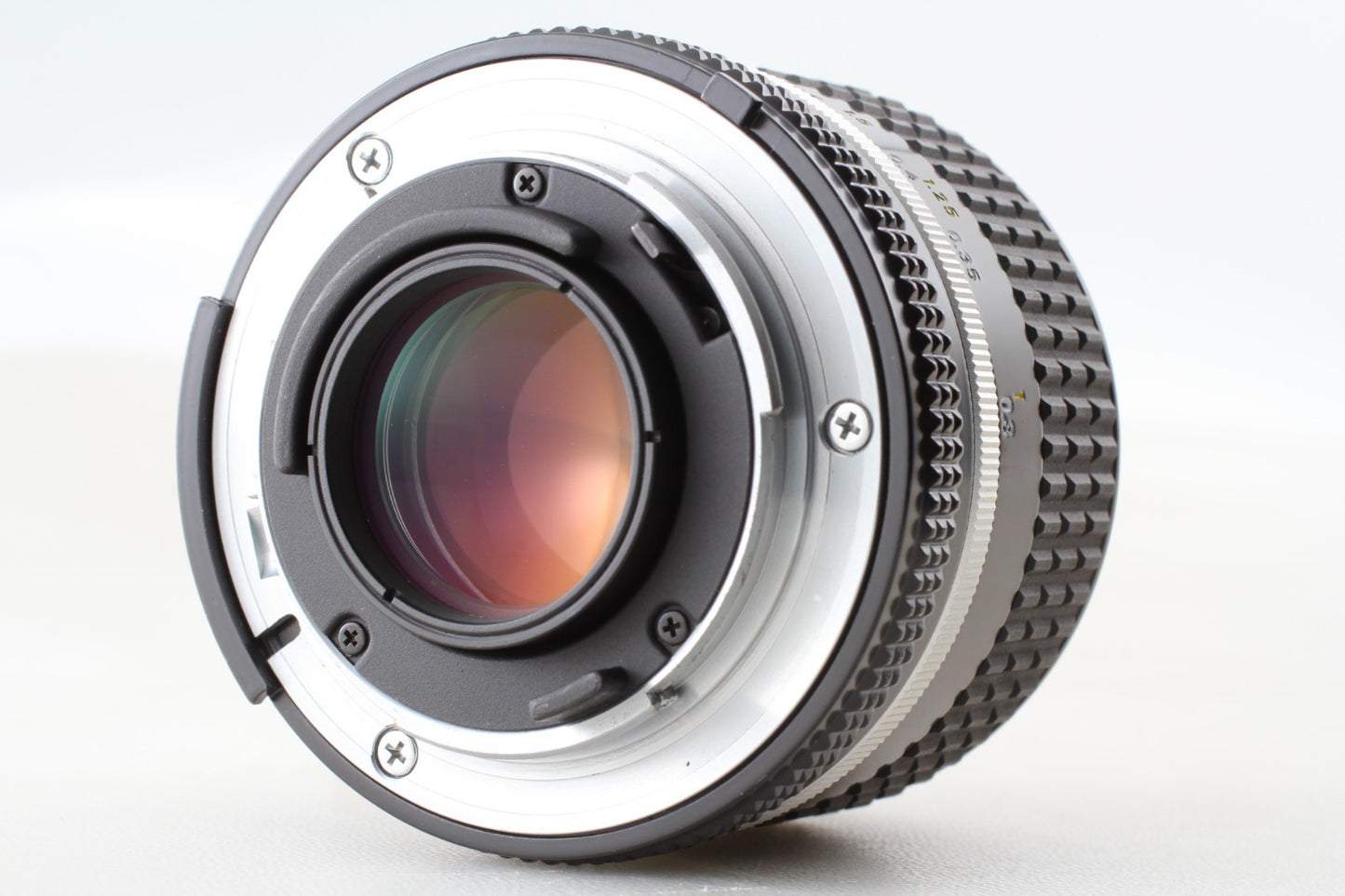 SIC “Unused” Nikon Ai-s Ais Nikkor 35mm f/2 Wide Angle MF Lens F Mount JAPAN