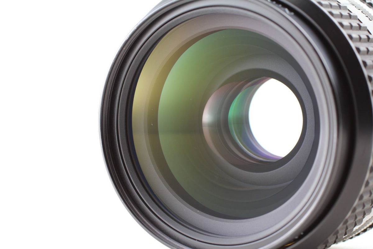 SIC “Unused” Nikon Ai-s Ais Nikkor 35mm f/2 Wide Angle MF Lens F Mount JAPAN