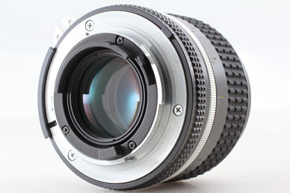 "UNUSED" Nikon Ai-s Nikkor 85mm f/2 Portrait Lens for FM2 F3 From JAPAN #5126