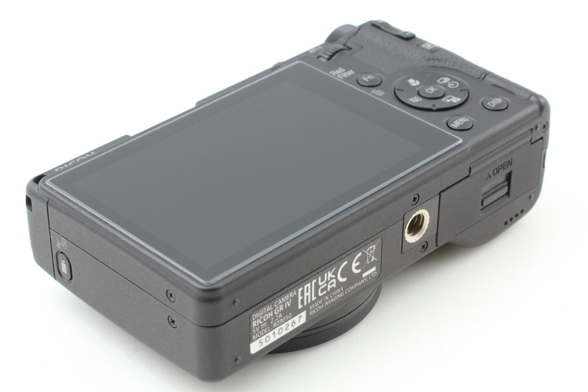 S/C 274 “Almost Unused” Ricoh GR IV Monochrome Digital Camera 25.7MP From JAPAN