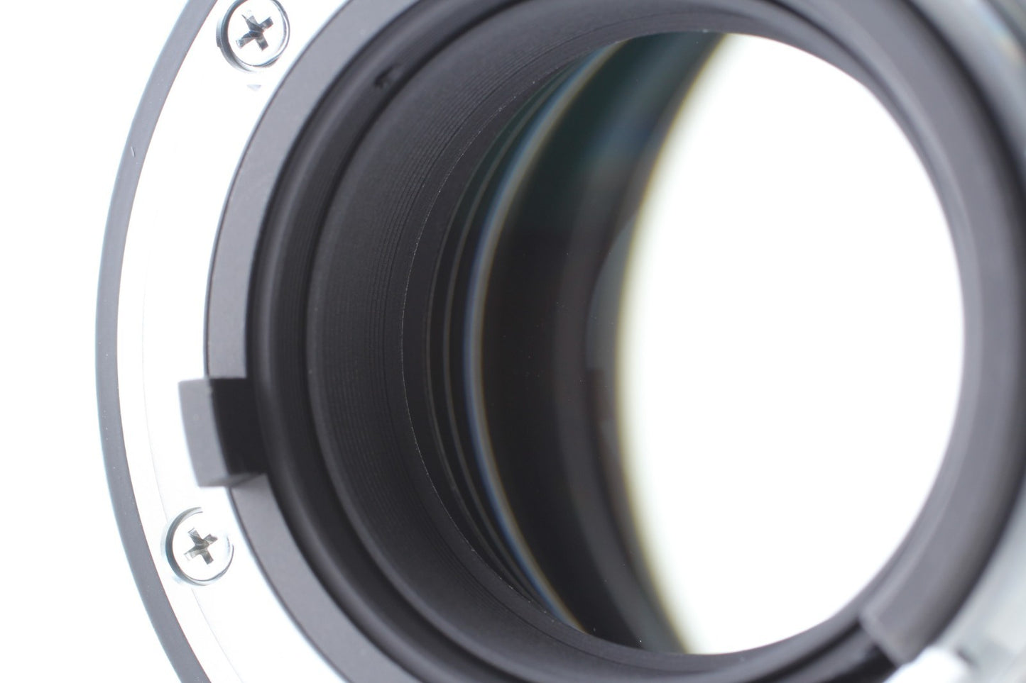 Late "Almost Unused" Nikon Ai-s Nikkor 105mm f/1.8 MF Lens For FM2 F3 From JAPAN