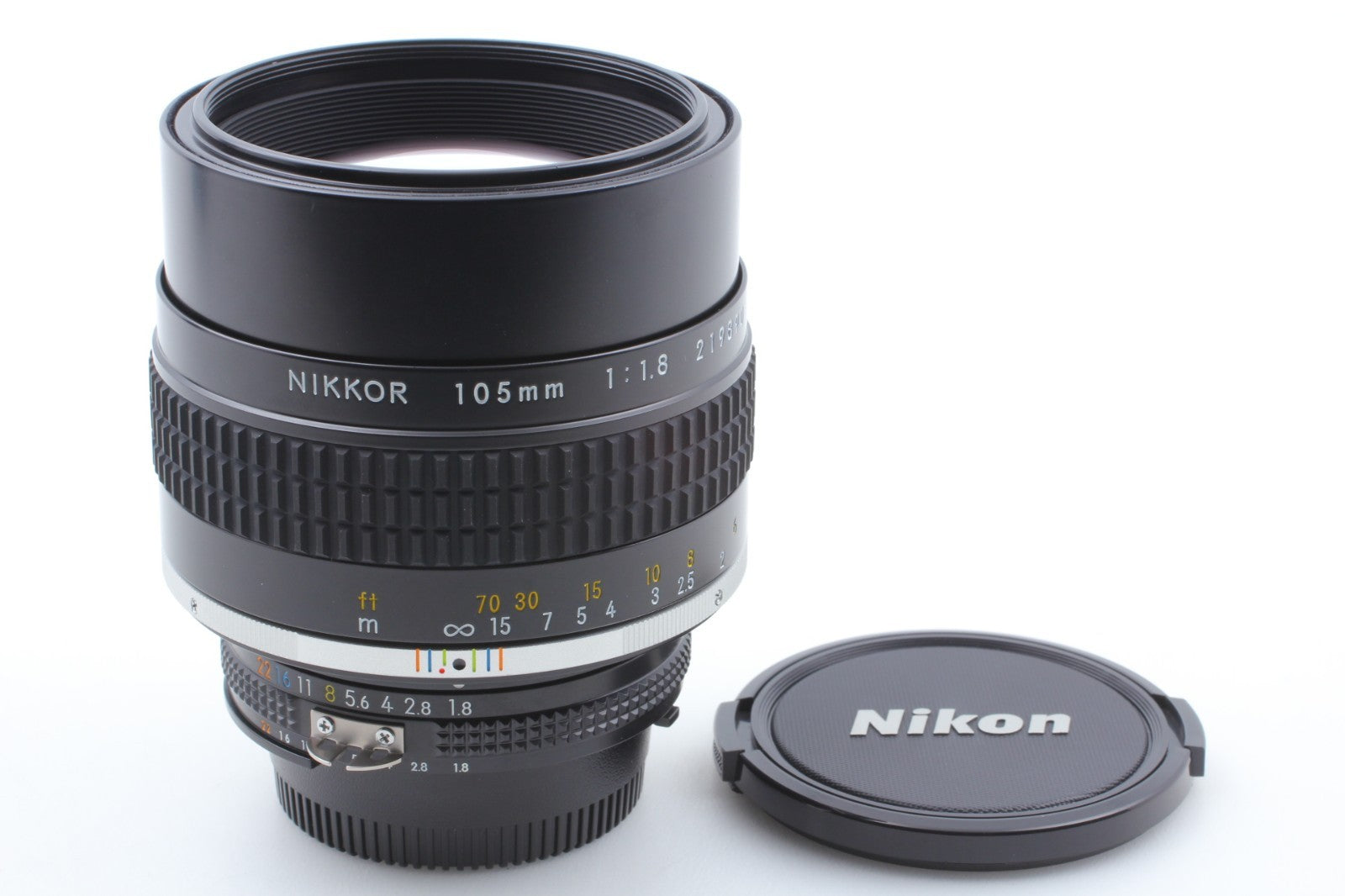 Late "Almost Unused" Nikon Ai-s Nikkor 105mm f/1.8 MF Lens For FM2 F3 From JAPAN