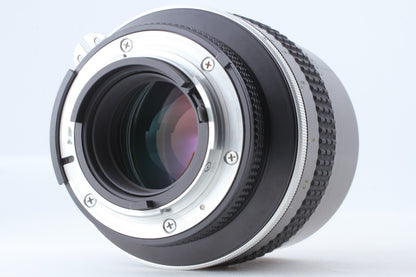 Late "Almost Unused" Nikon Ai-s Nikkor 105mm f/1.8 MF Lens For FM2 F3 From JAPAN
